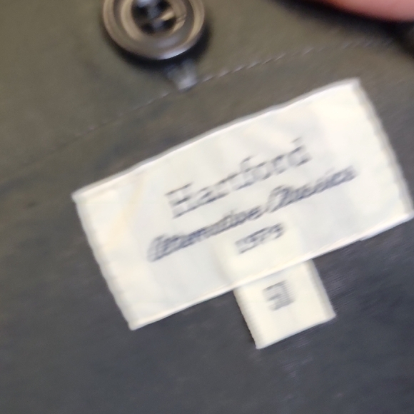 (0407) Hartford Gray Blazer with Relaxed Fit and Notched Lapels - Picture 4 of 9